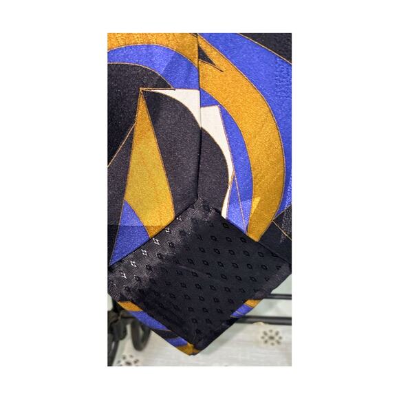 Jean-Paul Germain 100% Italian Silk Necktie 4"W x 57"L - Picture 5 of 7